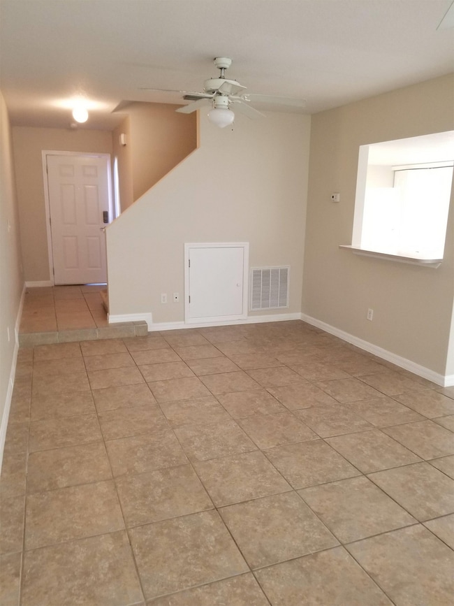 Building Photo - 411 Australian Way