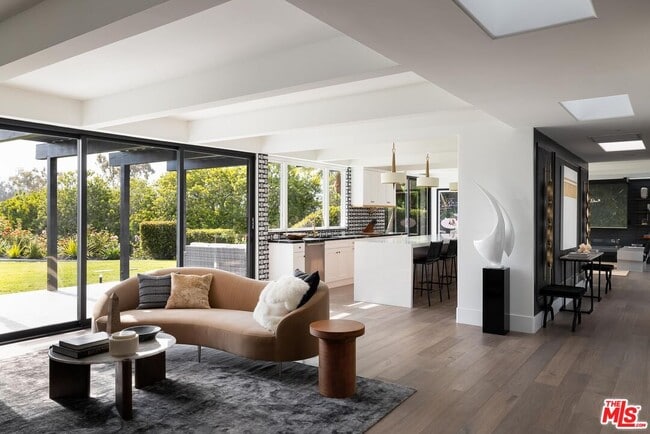 Building Photo - 0 Arenal Rd