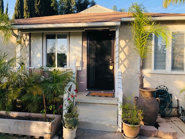 Building Photo - 6441 W 86th Pl