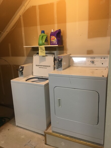 Triplex common area washer, dryer coin op. - 161 E Susitna Ave