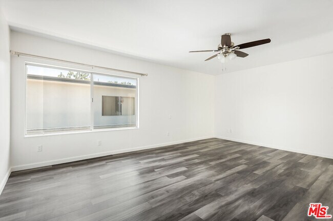 Building Photo - 13219 Fiji Way