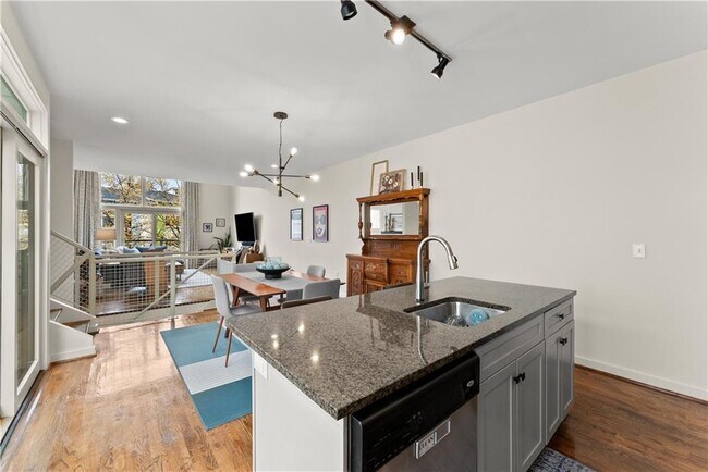 Building Photo - 1382 Stirling Cir NW