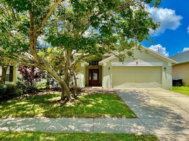 Building Photo - Modern 4-Bed, 2-Bath Solar-Powered Home Near UCF