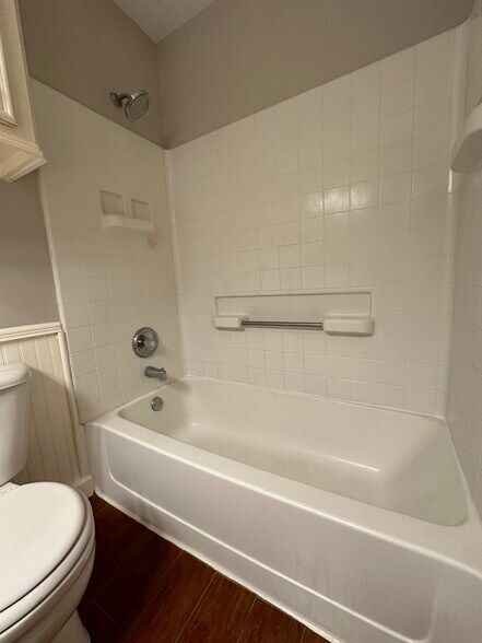 Building Photo - 1109 Byrdsong Ct