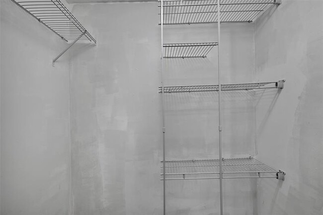 Building Photo - 109 Gardens Dr