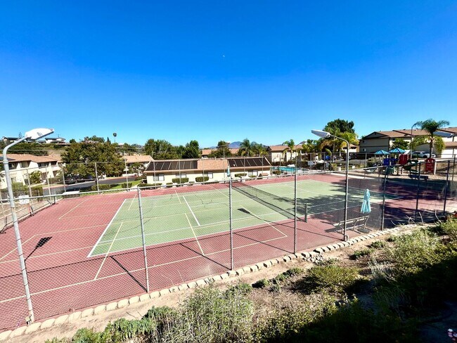Building Photo - Completely Remodeled 3 Bedroom in La Mesa!! Water/Trash Included