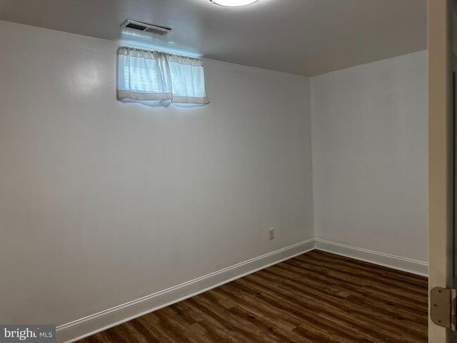 Building Photo - 6723 Averett Ct