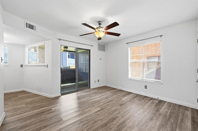 Building Photo - 2500 Burleson Rd