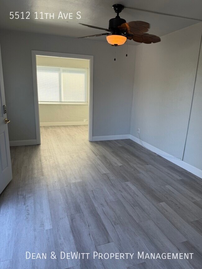 Building Photo - 5512 11th Ave S