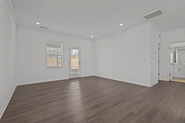 Building Photo - Beautiful 2-Story 4 Bedroom, 3 Bath Home in Angier — Just 30 Minutes from Downtown Raleigh