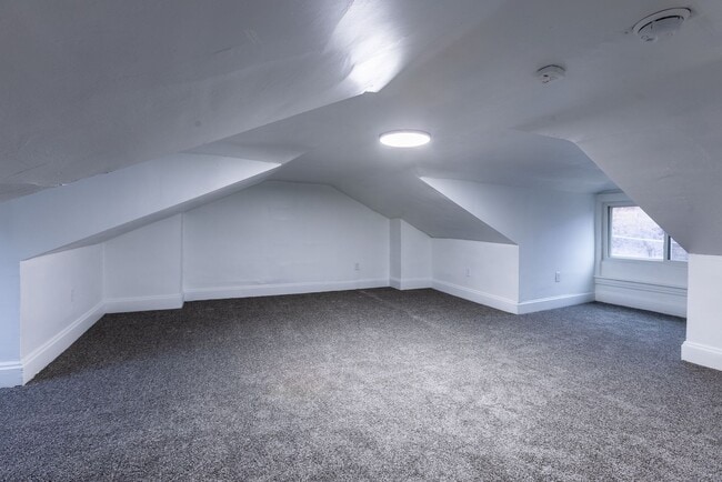 Building Photo - AVAILABLE APRIL - Open Concept 3 Bedroom Home w/ Character Throughout!