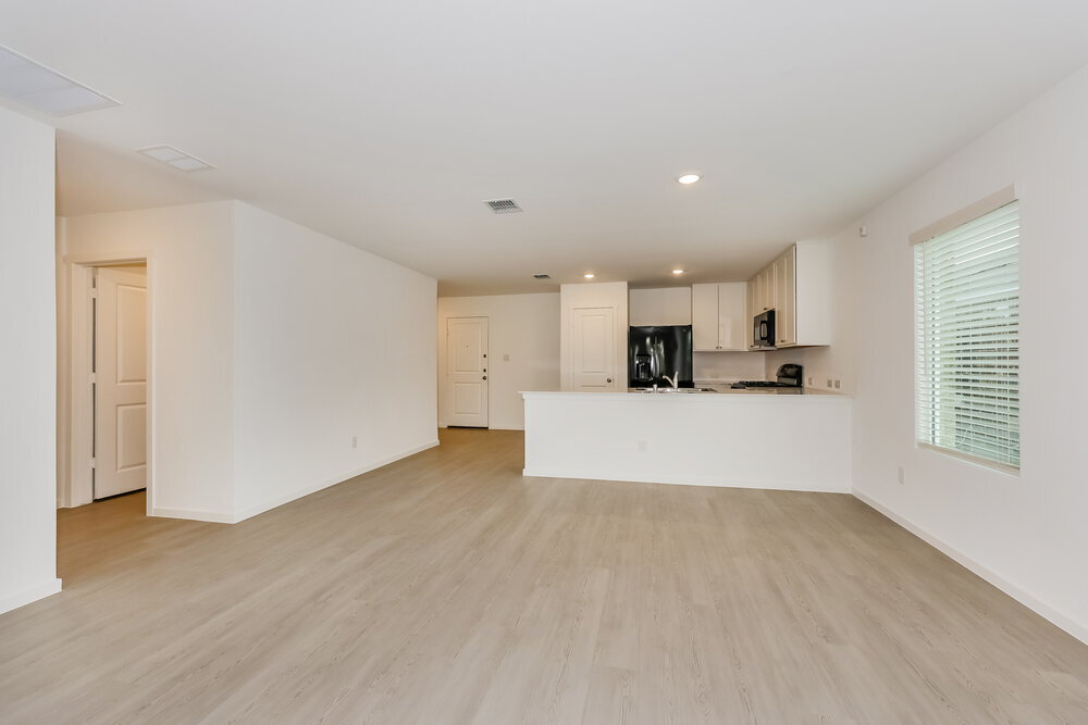 Building Photo - 1621 Sparrow Hawk Rd