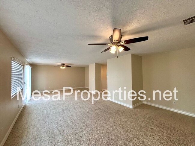 Building Photo - 13605 Spring Valley Pkwy