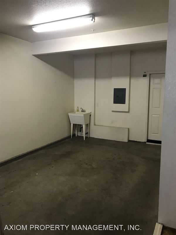 Building Photo - 1602 Hudson Cir