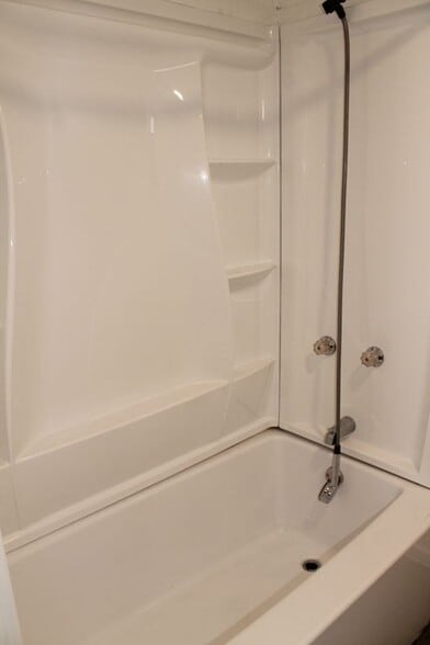 Building Photo - 12 Gold St