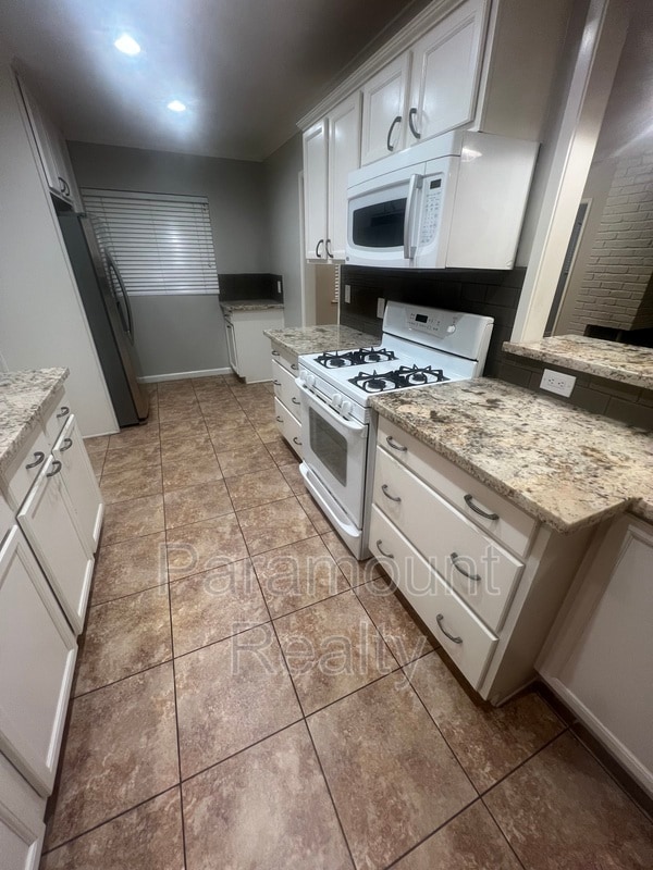 Building Photo - 3131 Mt Diablo St