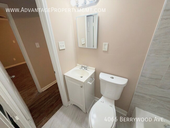 Building Photo - 4066 Berrywood Ave