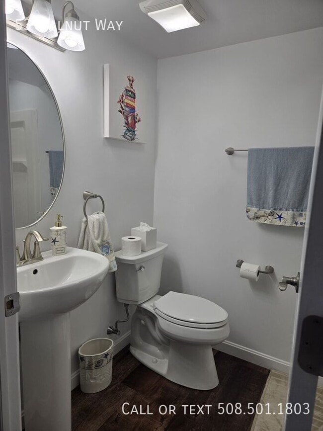 Building Photo - 53 Walnut Way