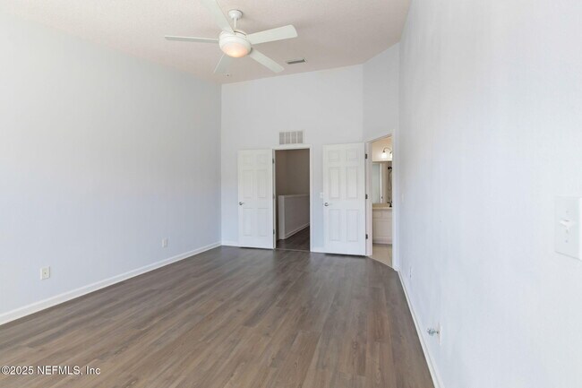 Building Photo - 13362 Stone Pond Dr