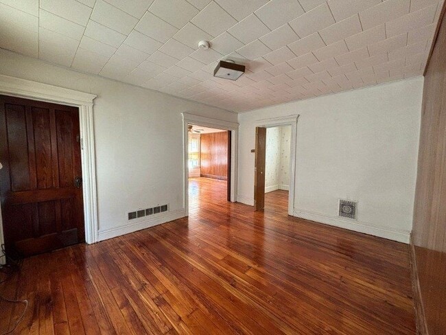 Primary Photo - 916 Brayton Park Pl