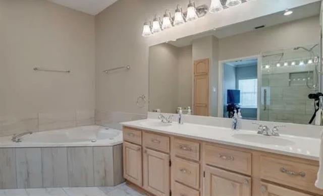 Building Photo - 5837 Poole Dr