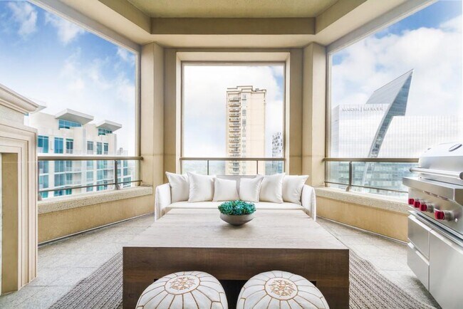 Building Photo - 3376 Peachtree Rd NE