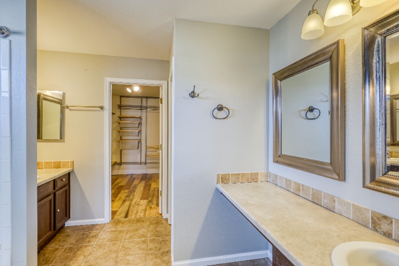 Building Photo - 6645 Fonder Dr