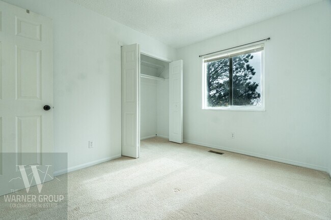 Building Photo - 1269 Cree Dr