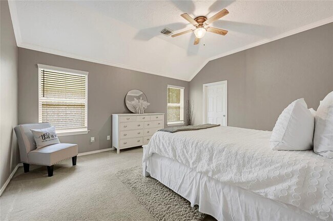 Building Photo - 12938 Cascadia Knoll Ct