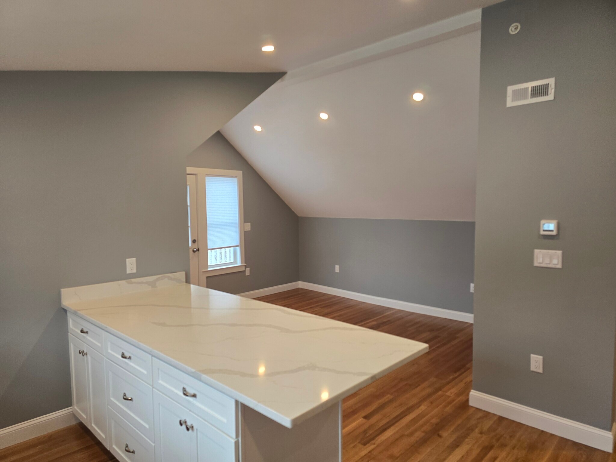 Building Photo - 29 Appleton St