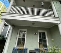 Building Photo - 404 W 8th St