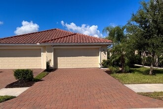 Building Photo - 1696 Alameda Dr