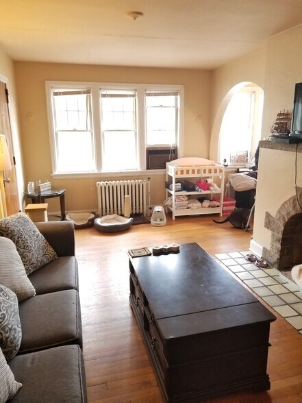 Building Photo - 6532 Wilkins Ave