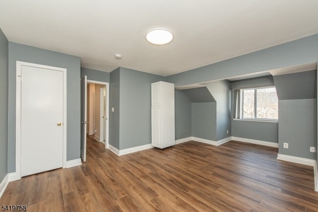 Building Photo - 56 Woods Edge Dr