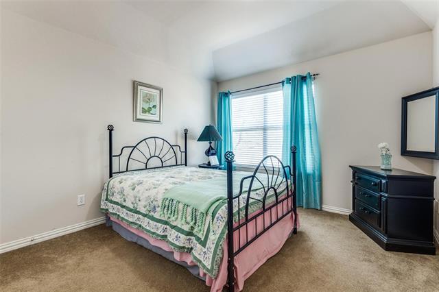 Building Photo - 8730 Manhattan Ave