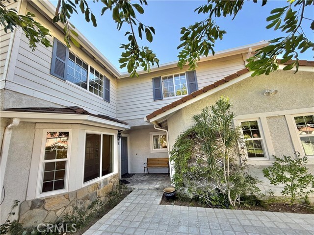 Building Photo - 19624 Crystal Hills Dr