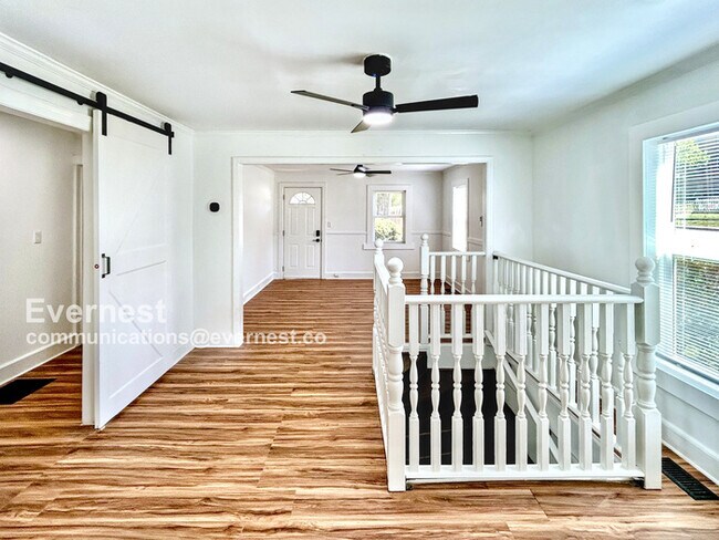 Building Photo - 1391 N Druid Hills Rd NE