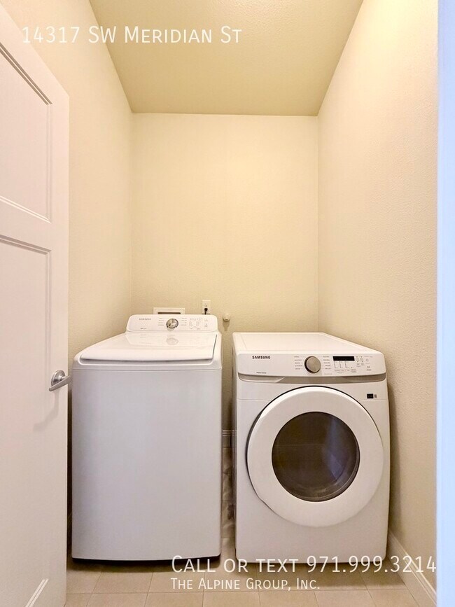 Building Photo - 14317 SW Meridian St