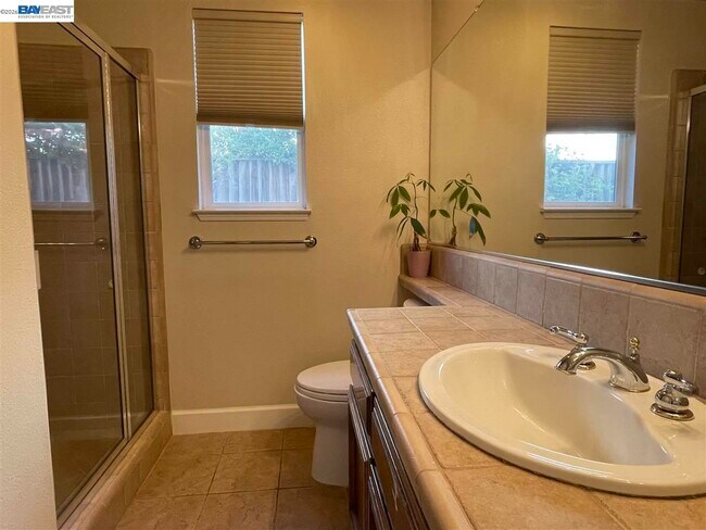 Building Photo - 9332 Mediar Dr