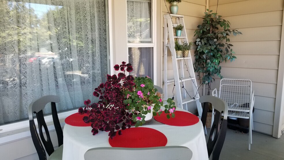 Inviting Porch - 1380 Webb Rd