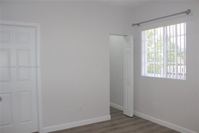 Building Photo - 3558 NW 29th Ct