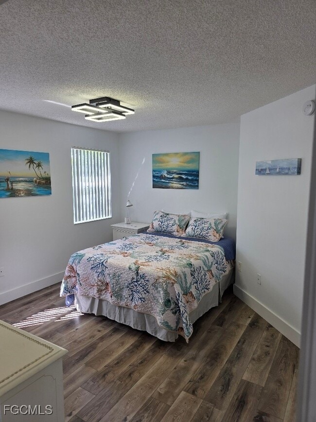 Building Photo - 8870 Colonnades Ct W