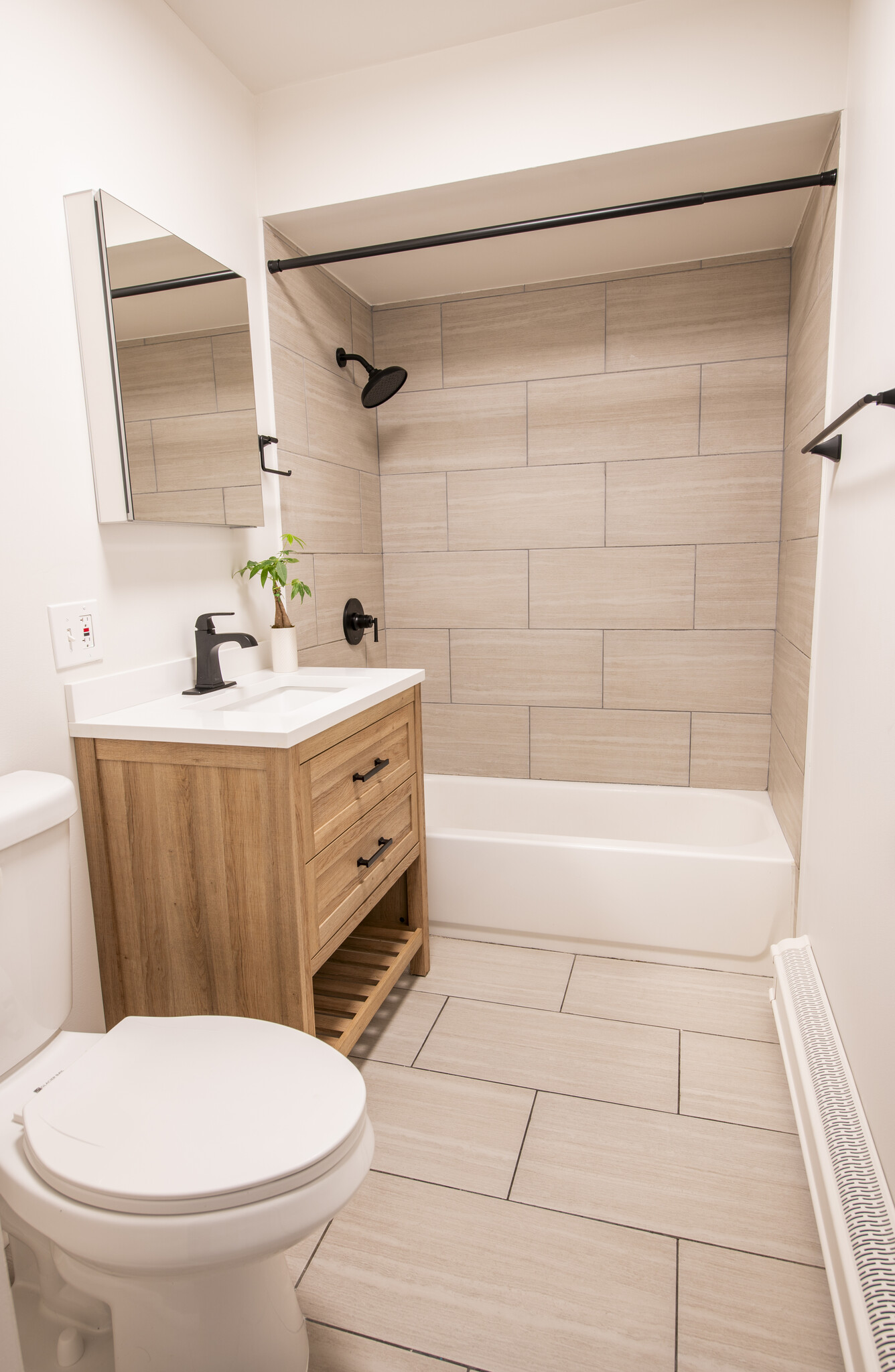 Updated Bathroom - 4882 N Ashland Ave