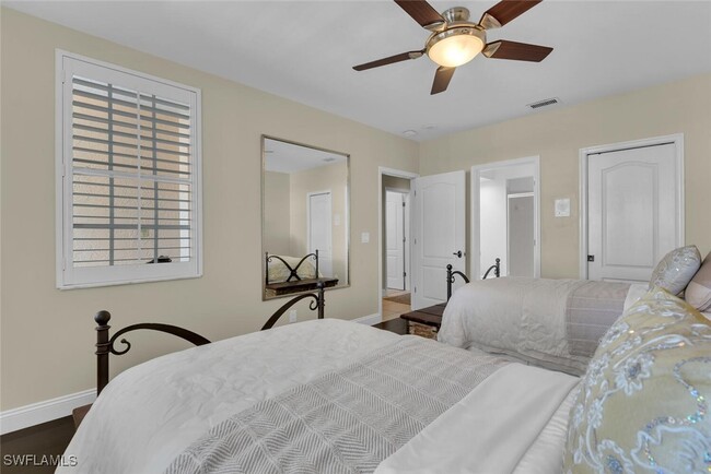 Building Photo - 2000 Royal Marco Way