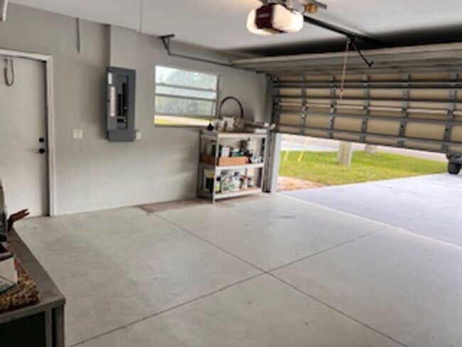 Building Photo - Annual DEEP CREEK Rental - 3/2/2