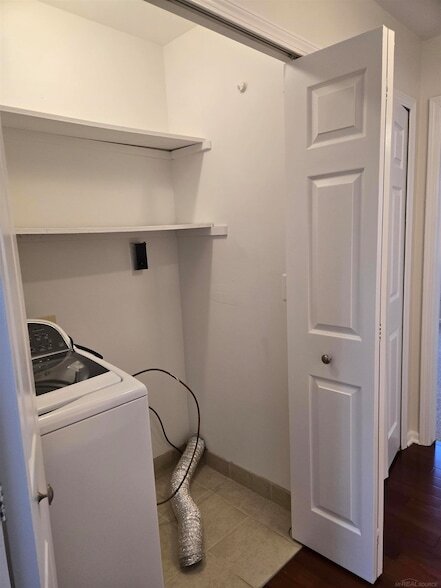 Building Photo - 38664 Harrison Creek Ct