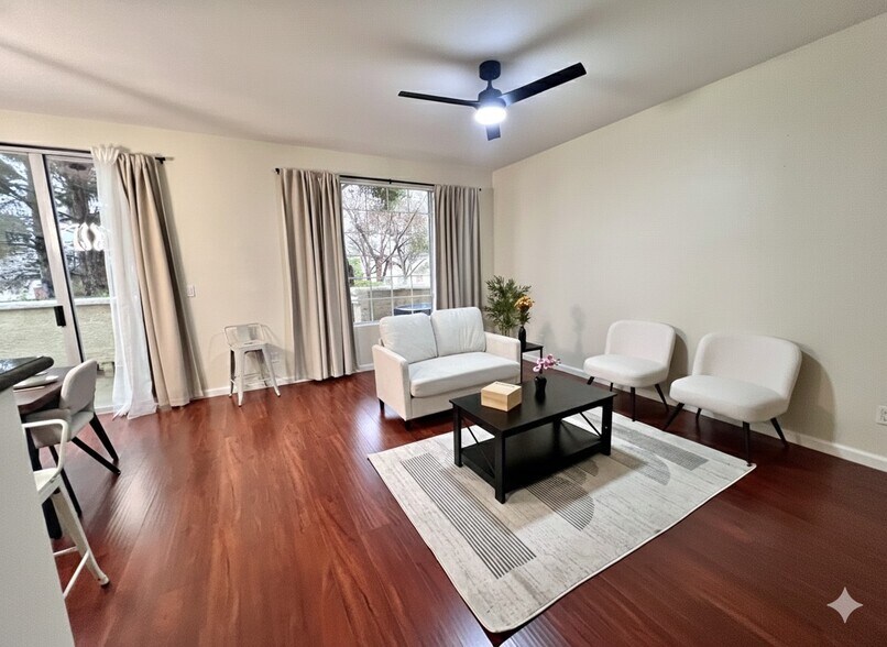 Building Photo - 1604 Queen Victoria St