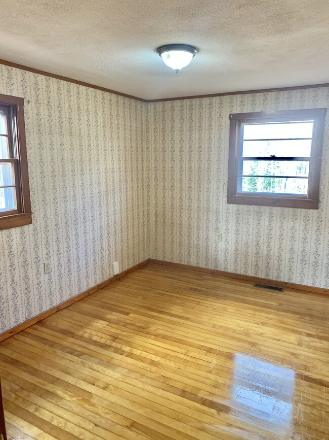 Building Photo - 1984 Pushaw Rd