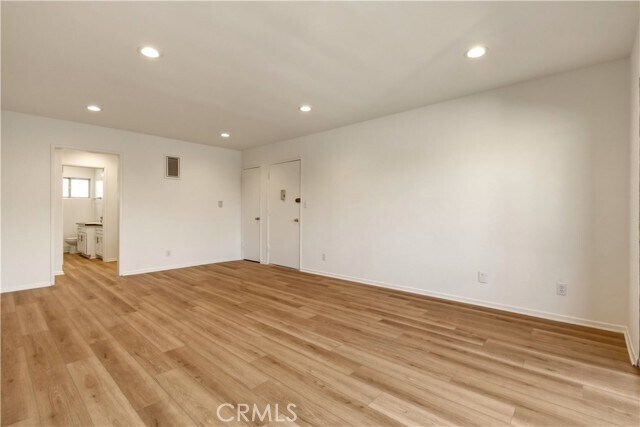 Building Photo - 6140 Whitsett Ave