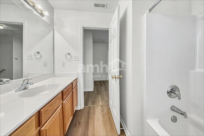 Building Photo - 10412 Cobbler Patch Ct